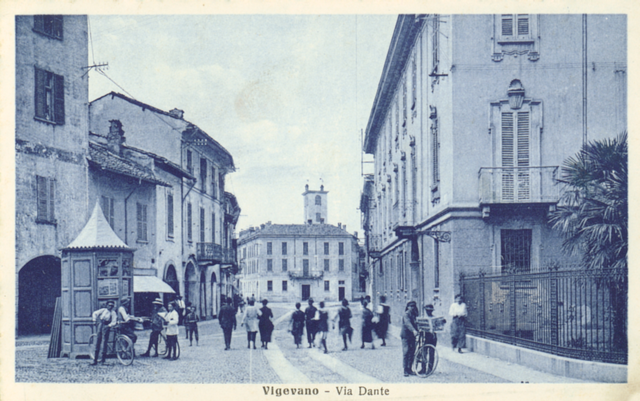 Vigevano, cartolina d’epoca di Via Dante