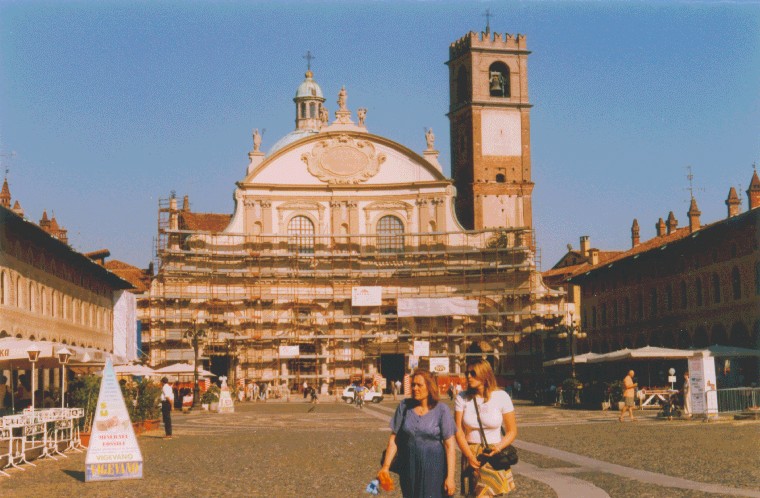 Vigevano, Piazza Ducale, 1999